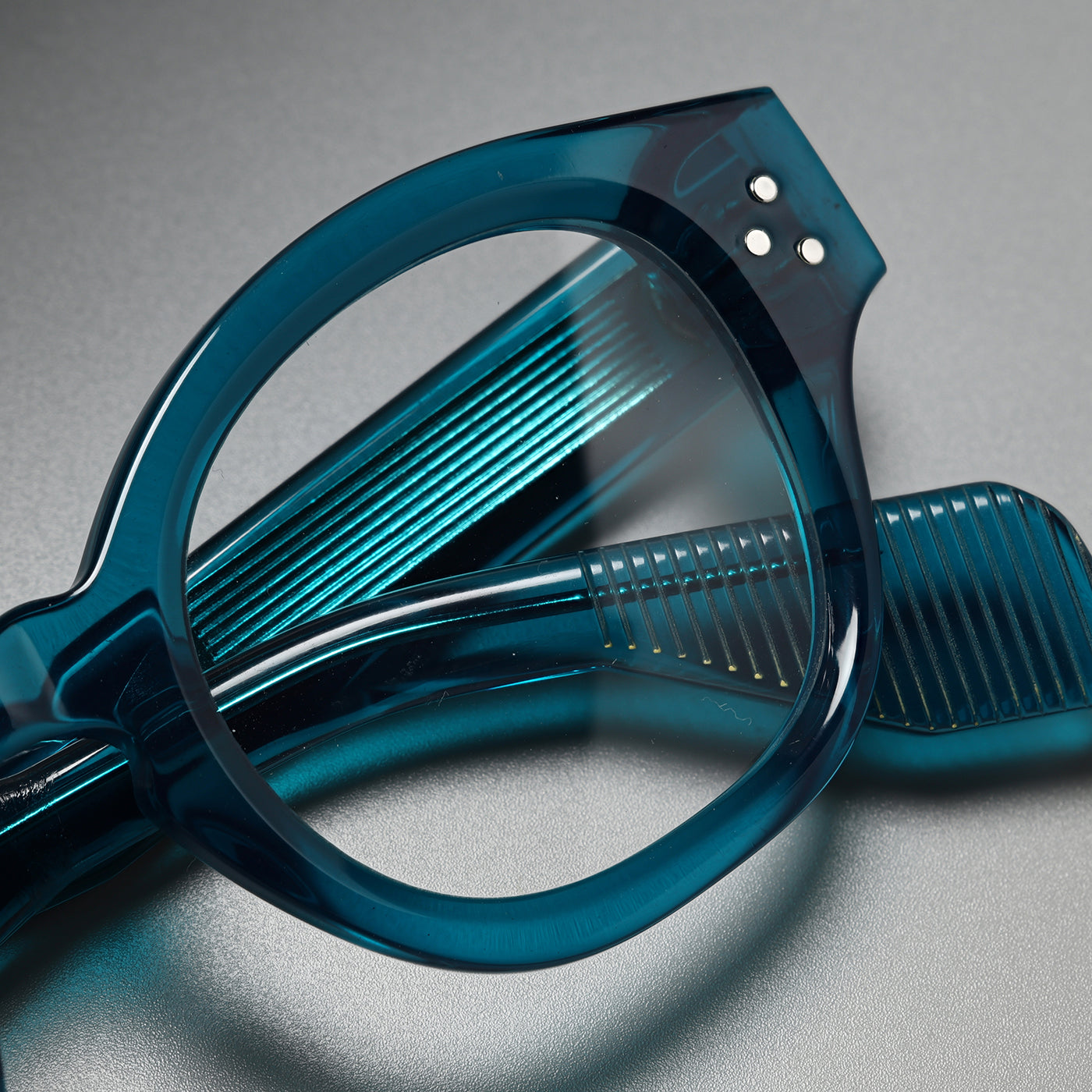 Unjaqd Teal