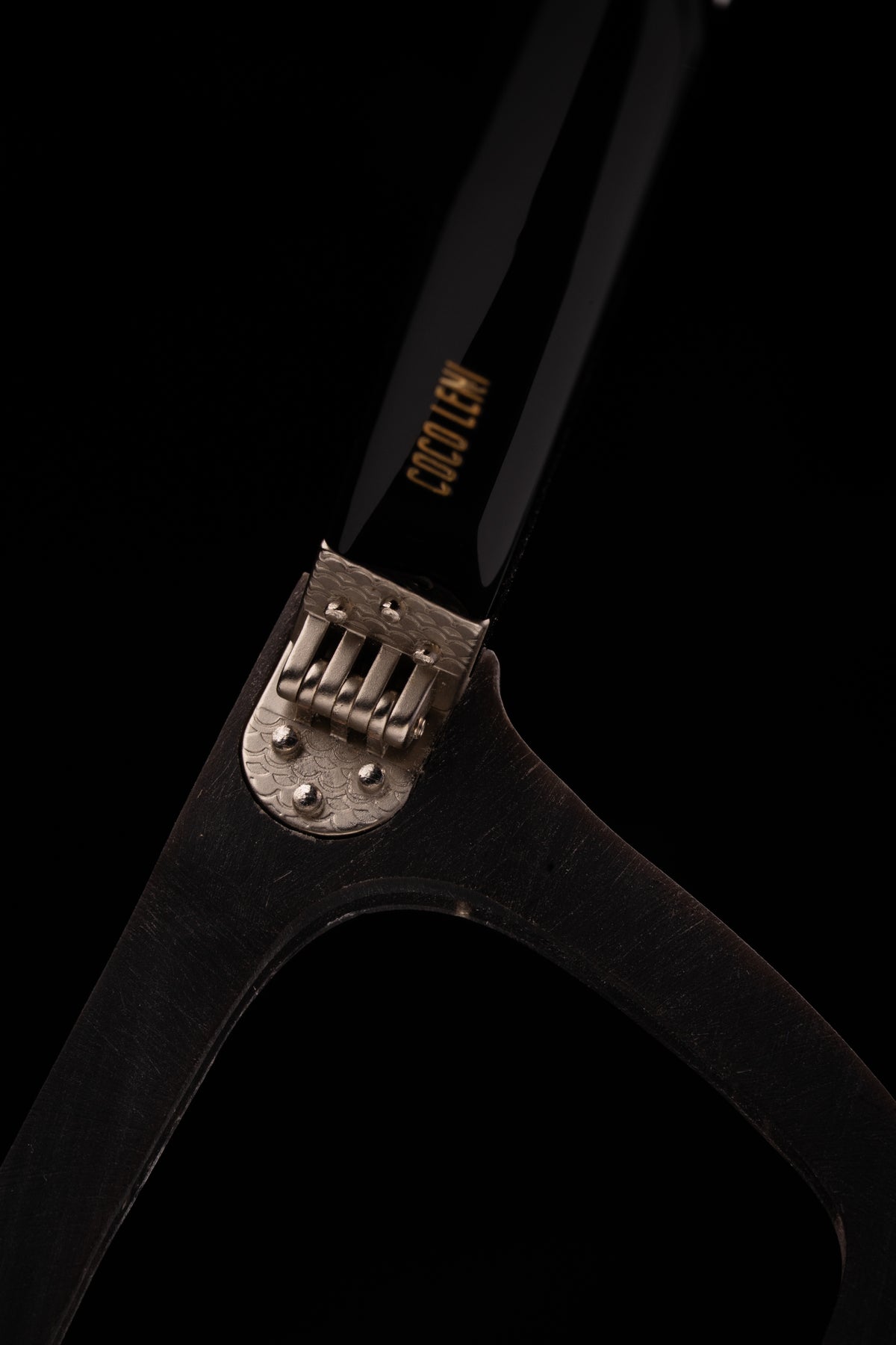 Uslar Horn LE close-up 1