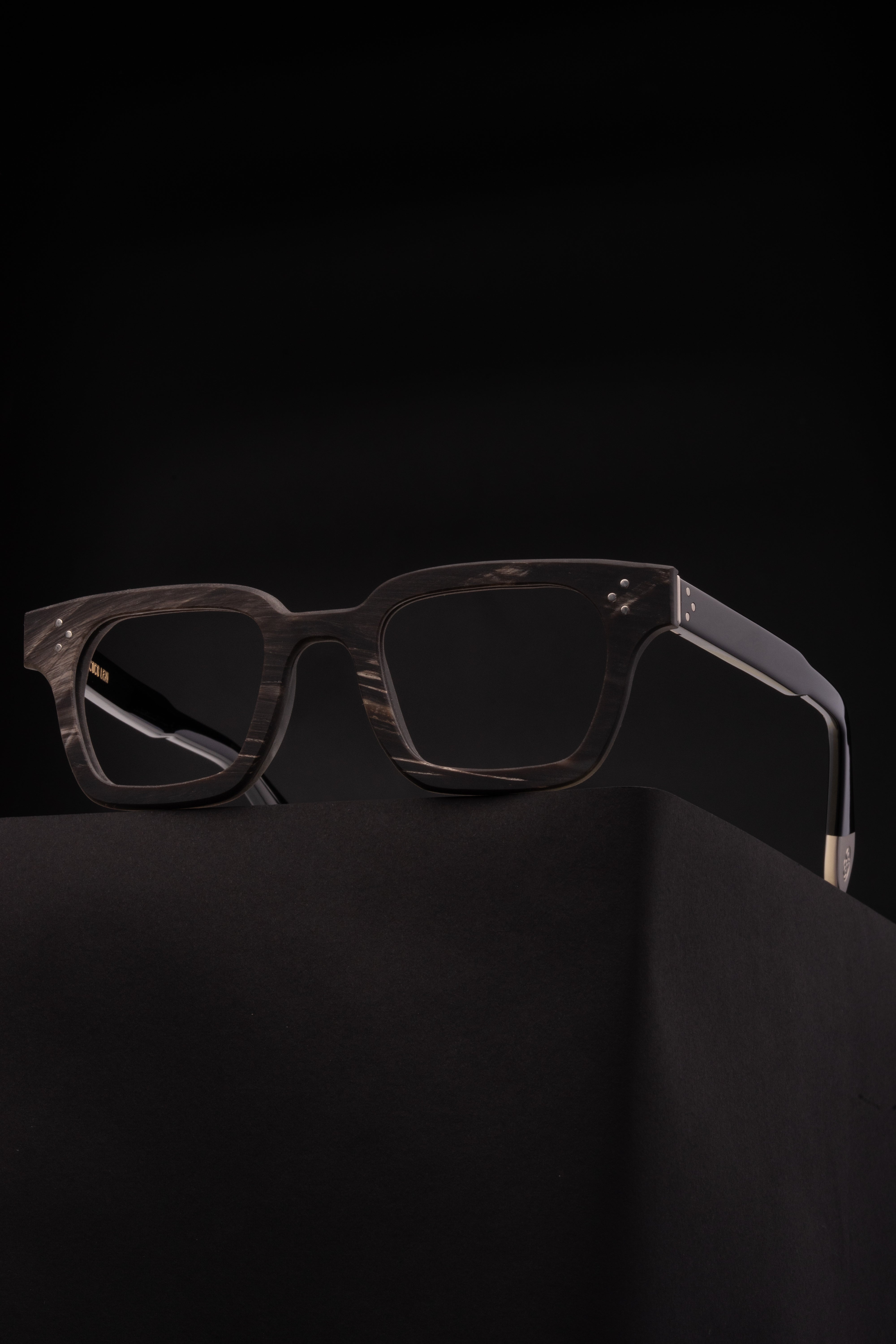 Uslar Horn Structura