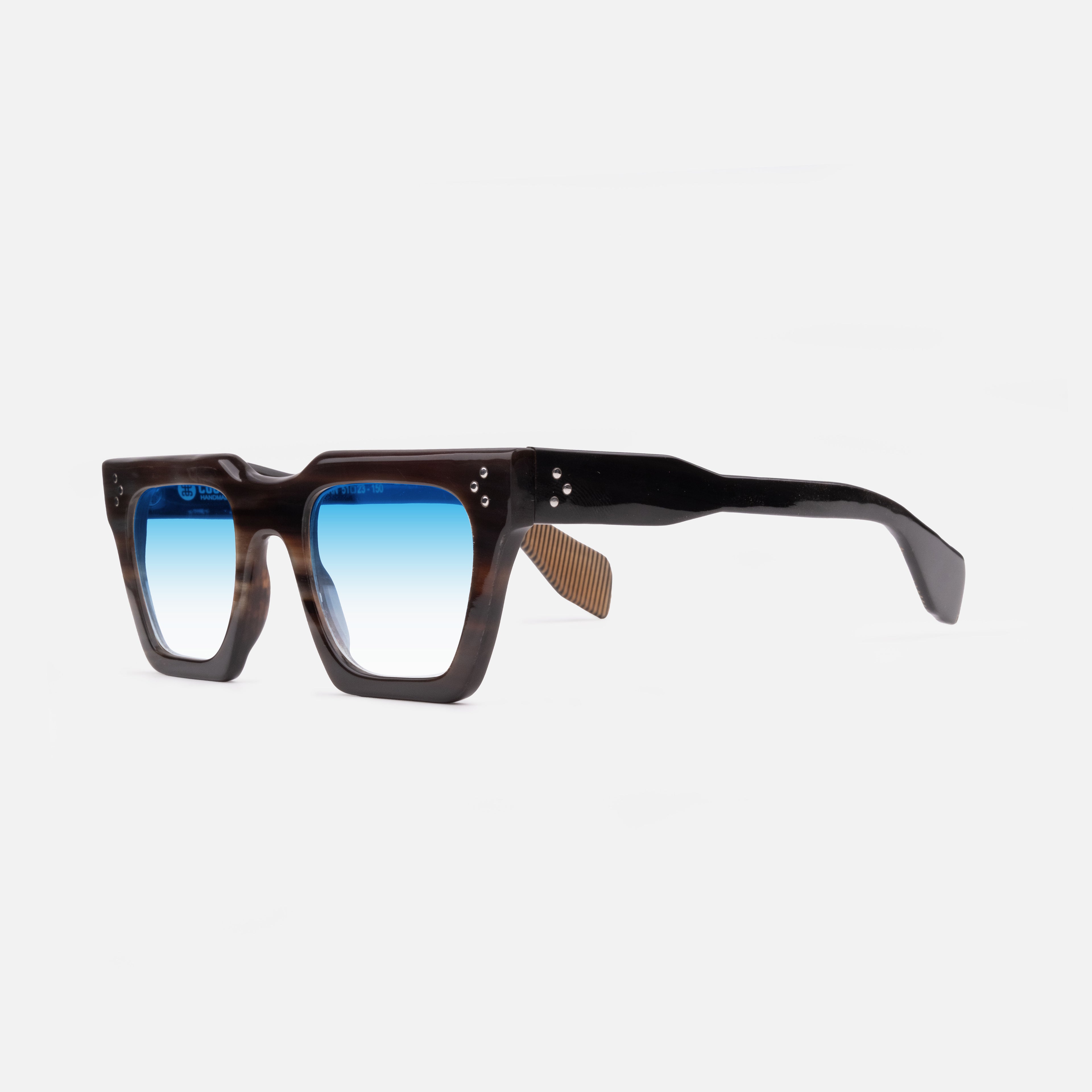 Starke Dark Horn