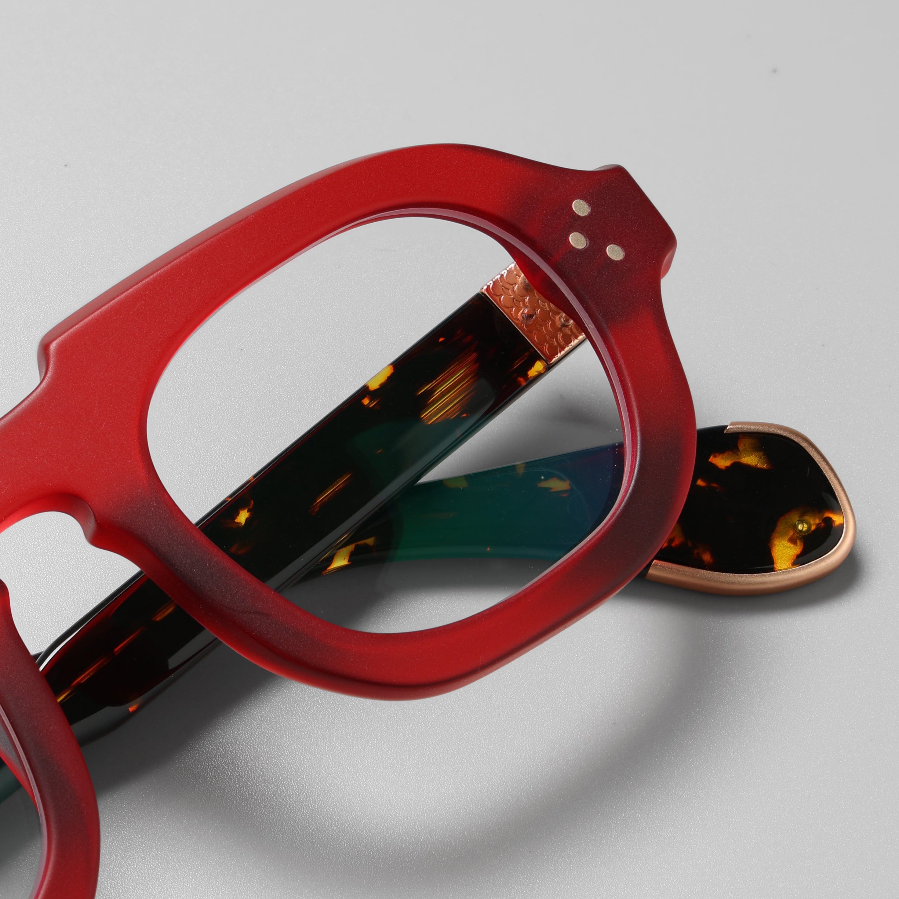 Hermann Red Structura