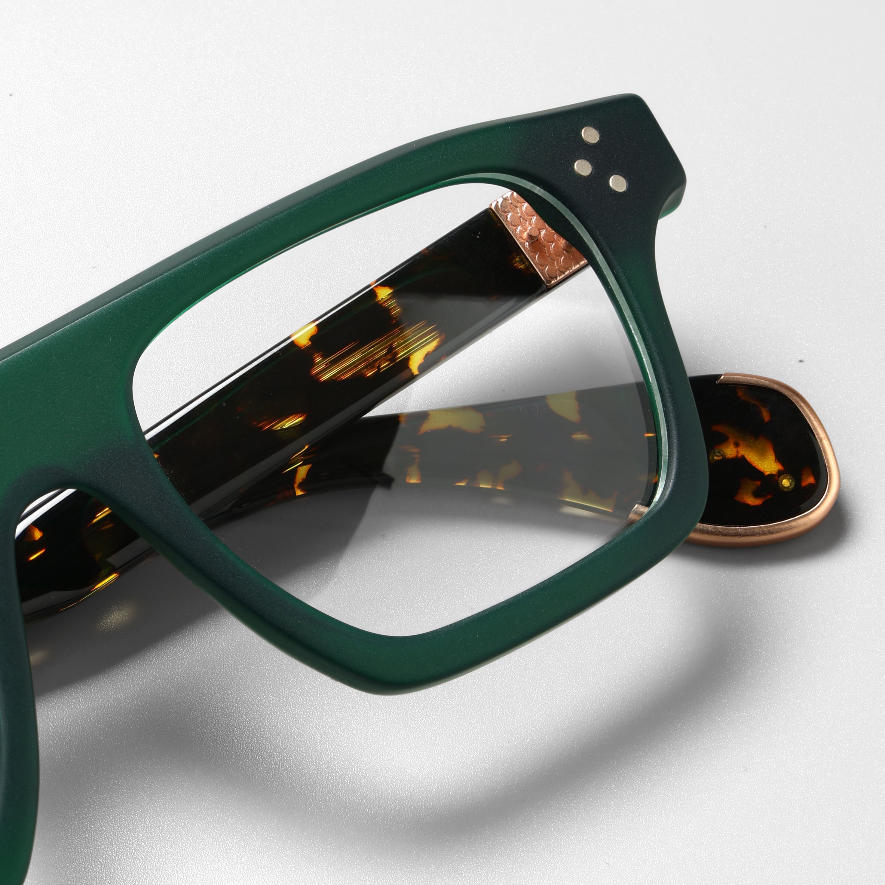 Suri Emerald Green Structura