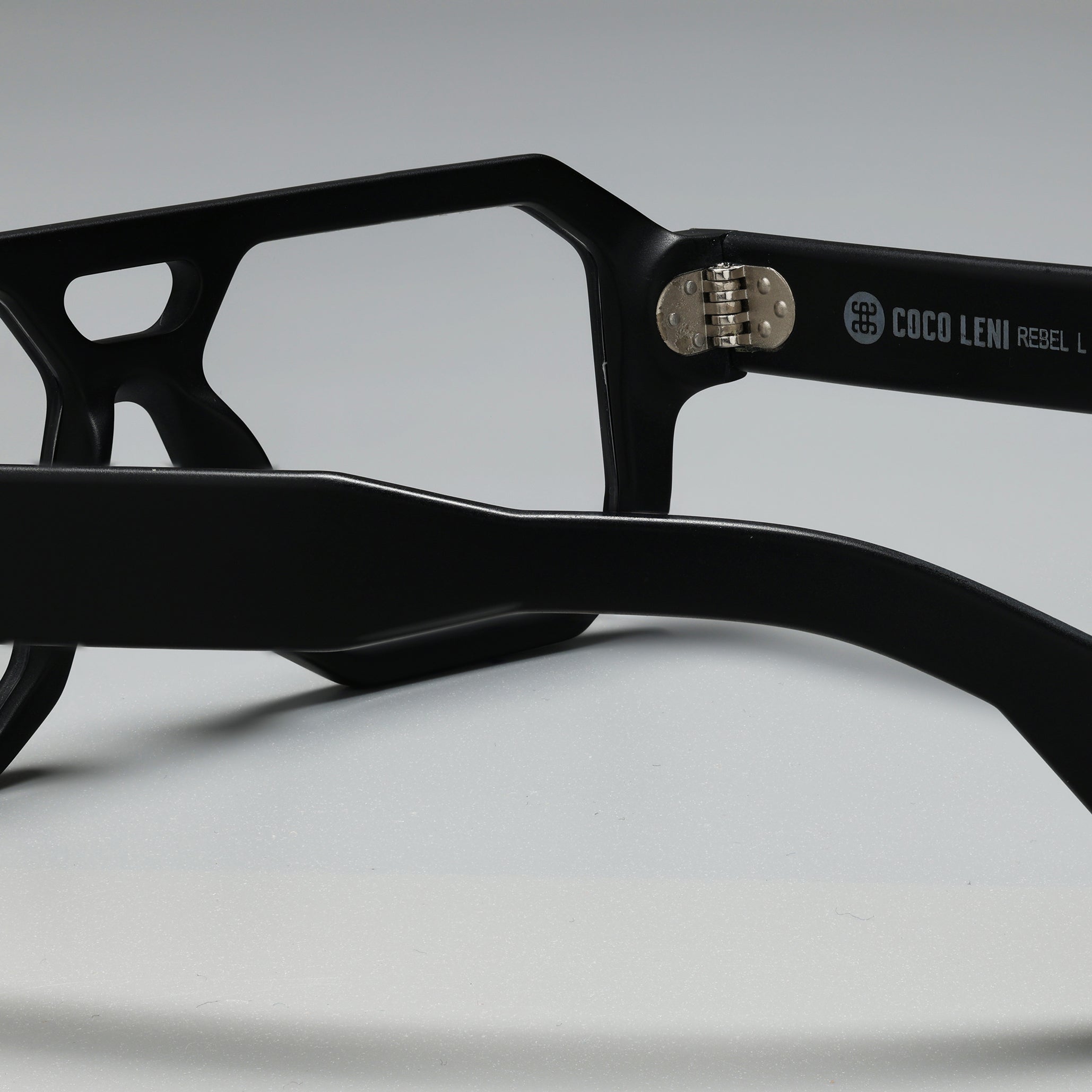Rebel Black Matt