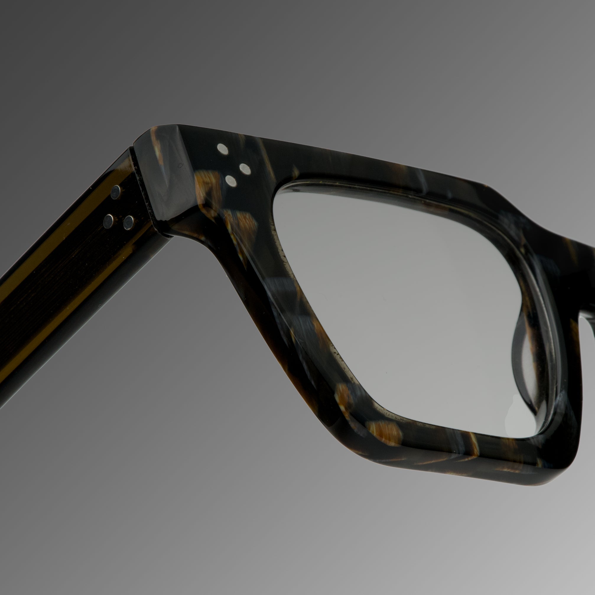 Starke Black Mineral & Brown