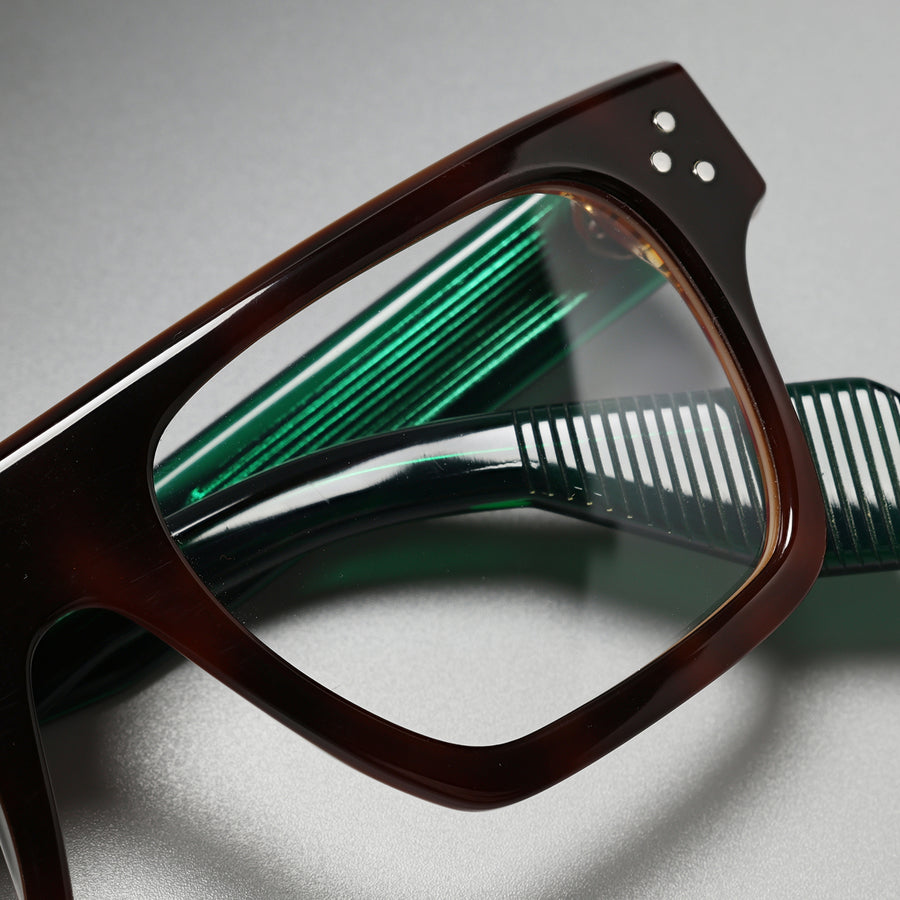 Suri Tortoise Carnival close-up 3