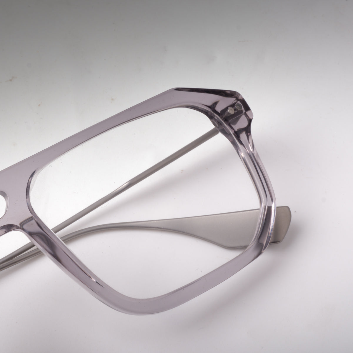 Raywar Gray & Silver