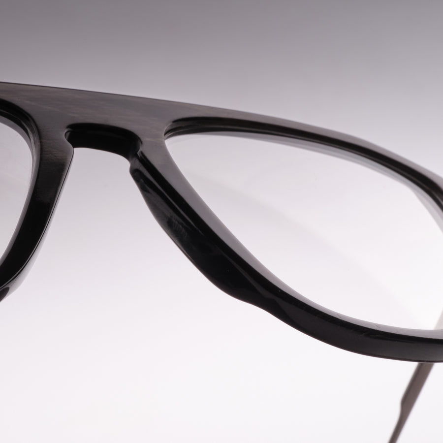 Akhal Black White Horn & Silver close-up 3