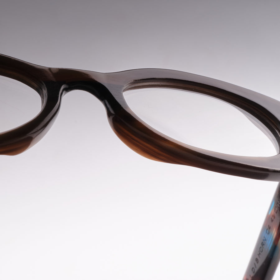 Devoid Horn C4 close-up 3