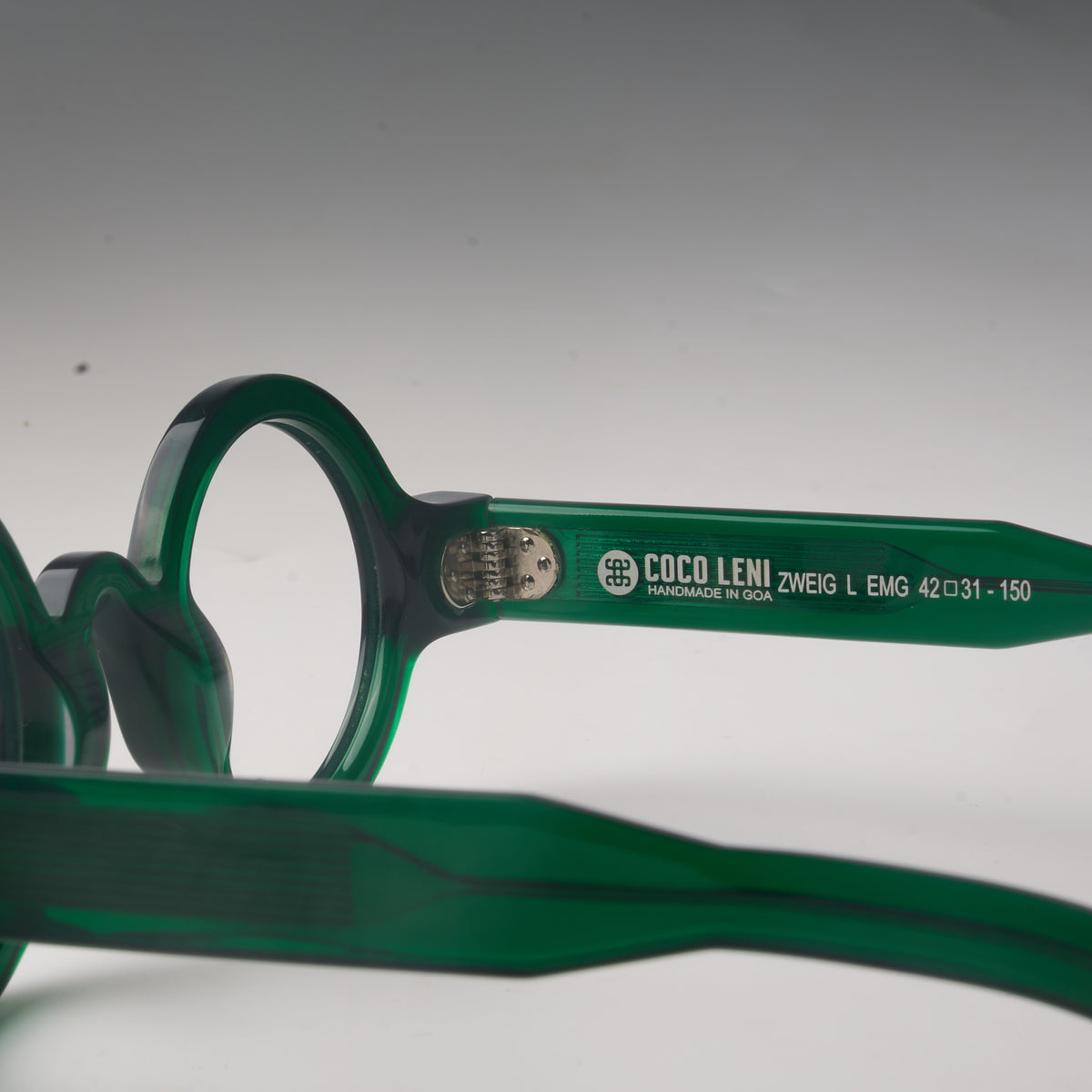 Zweig Emerald Green