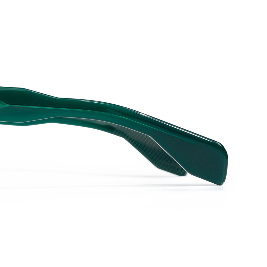 Marken Emerald Green close-up 3