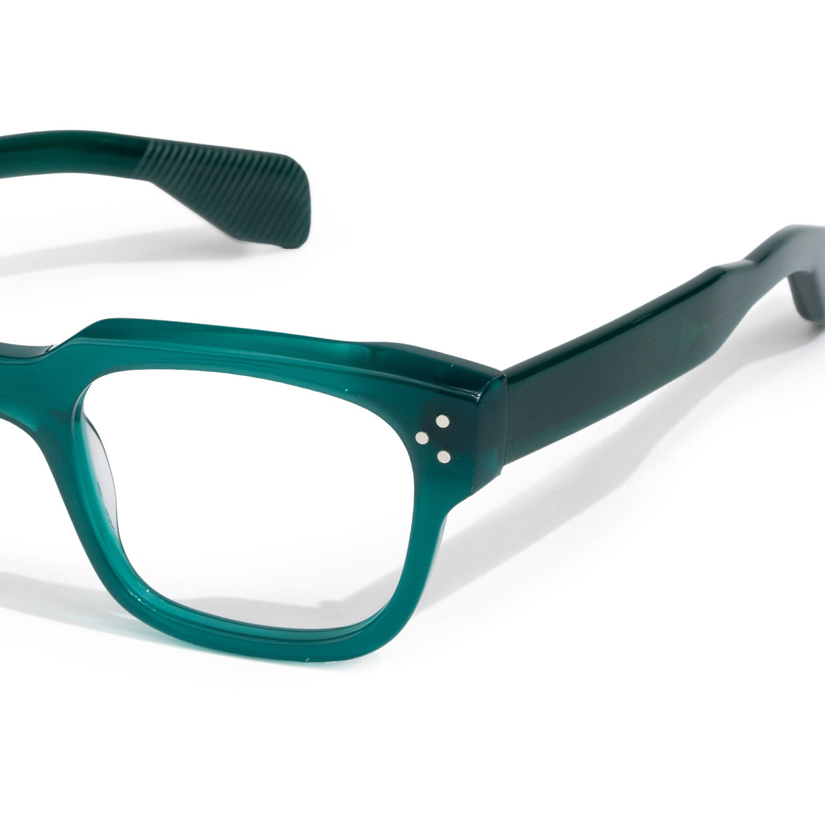 Marken Emerald Green close-up 1
