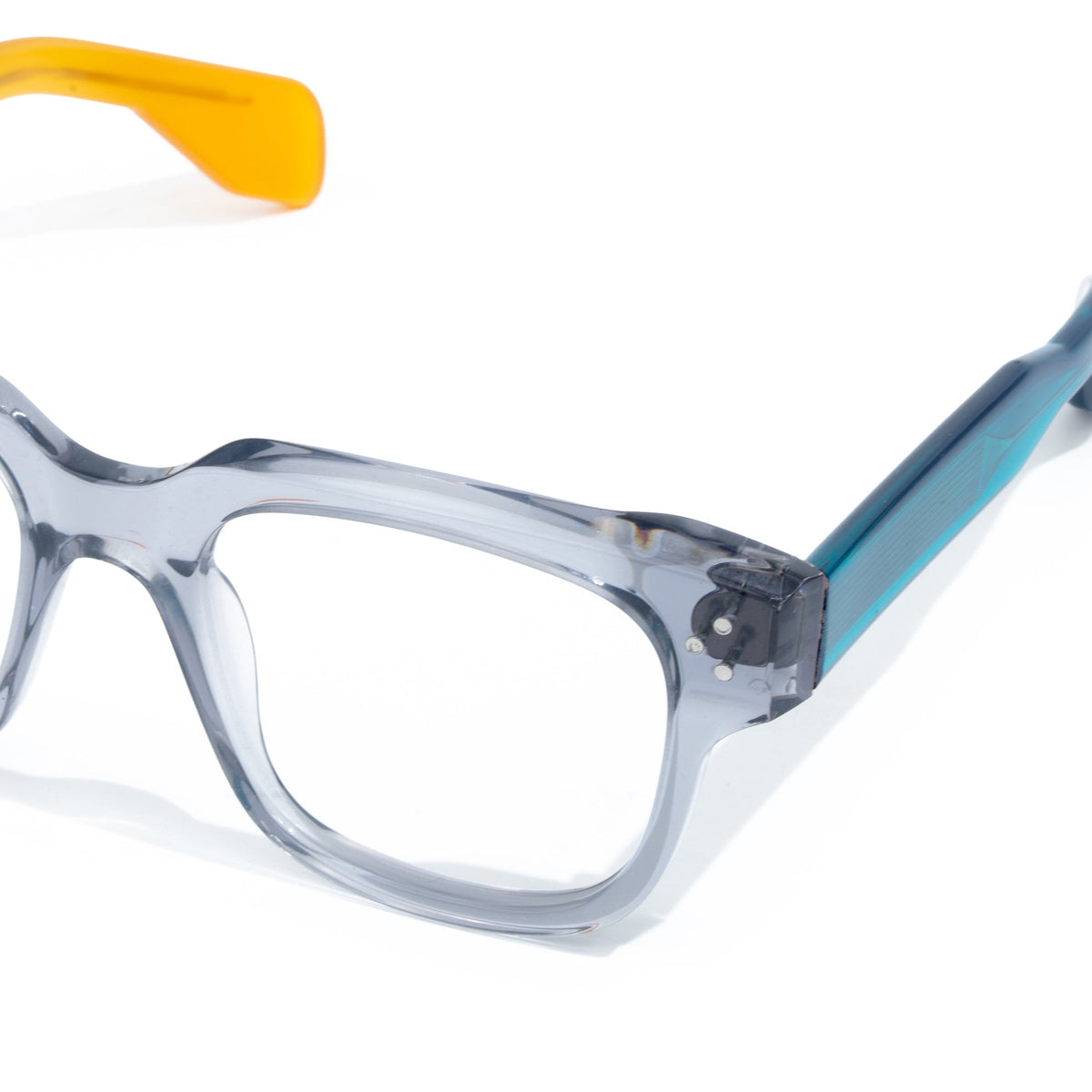 Marken Gray Teal-Honey close-up 1