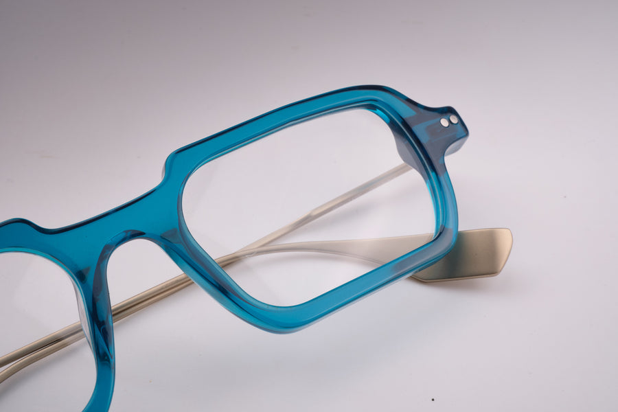 Origin teal close-up 3