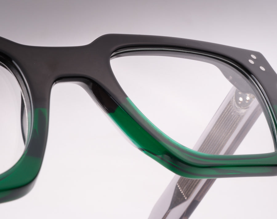 Starke Emerald Black - Green & Crystal Grey close-up 2