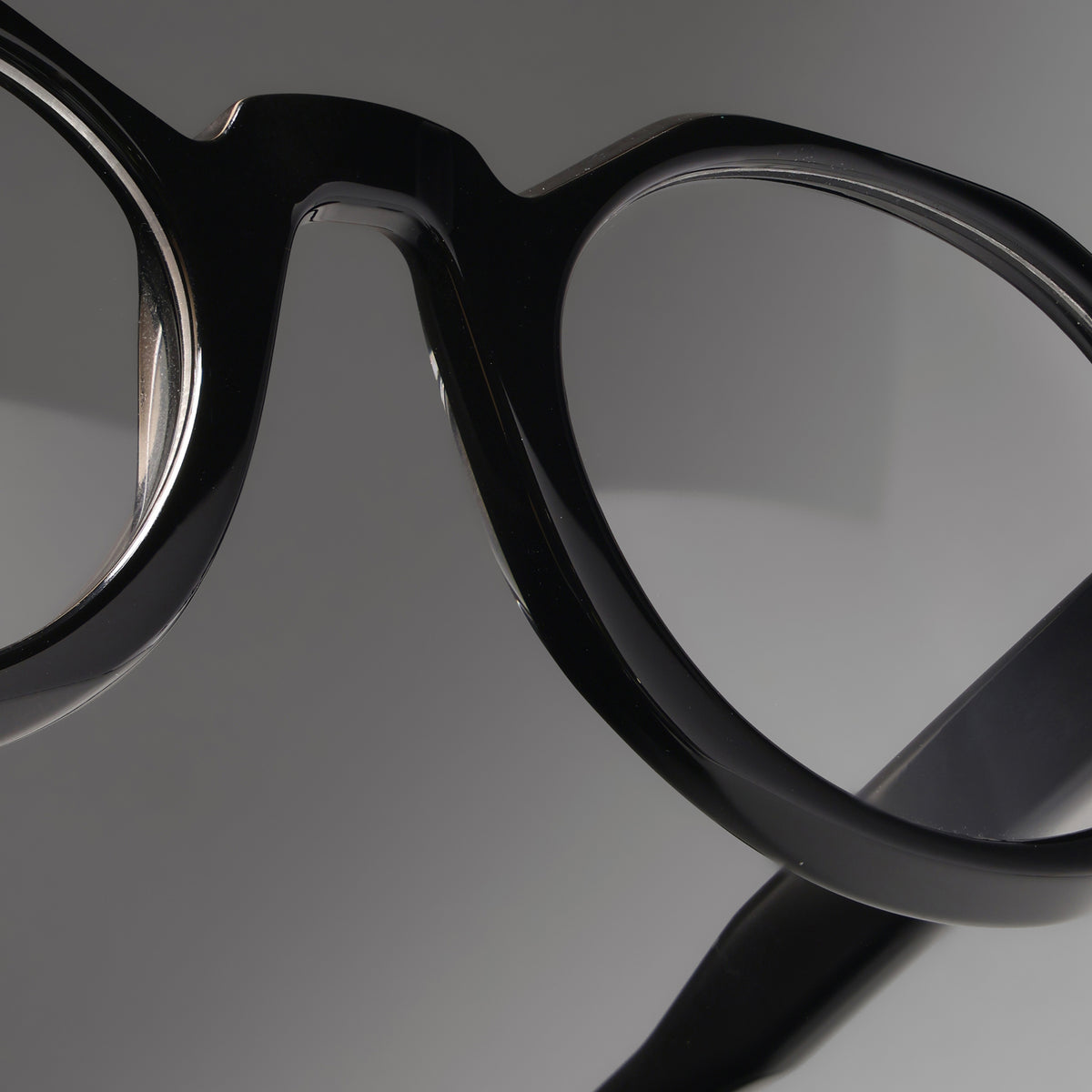 Paradise Black close-up 1