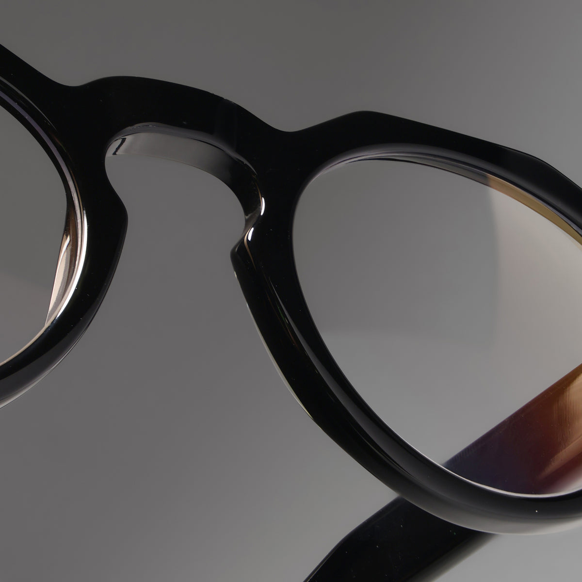 Panto Black close-up 1