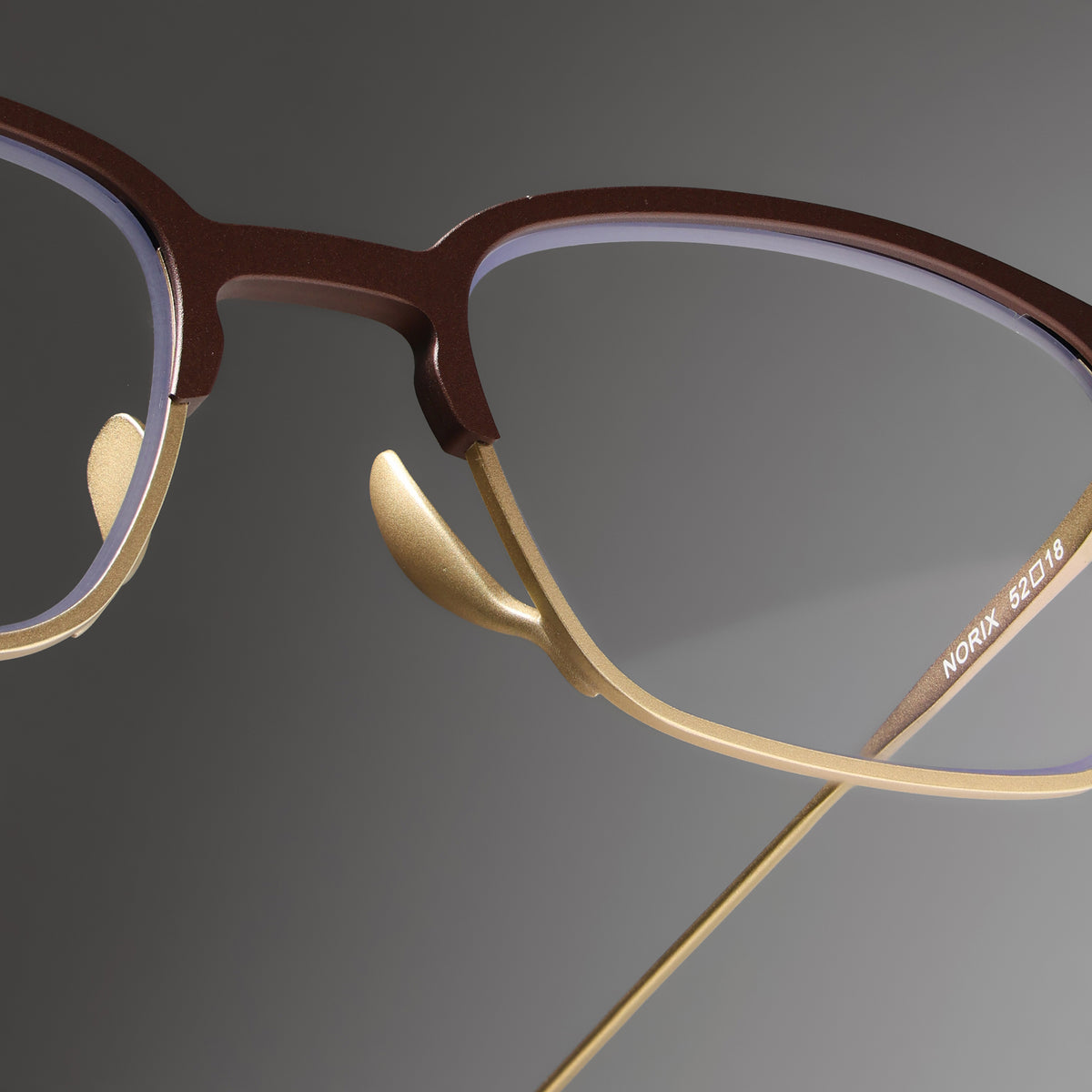 Norix Gold close-up 1