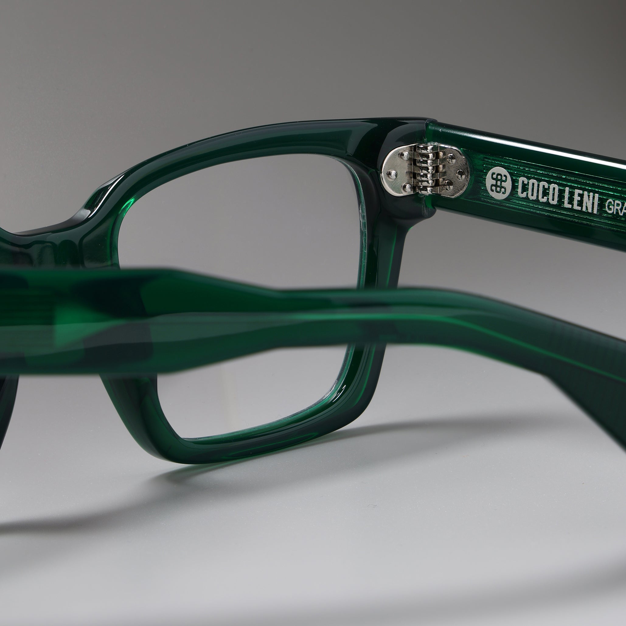 Grand Emerald Green – Bold Rectangular Bio-Acetate Eyewear