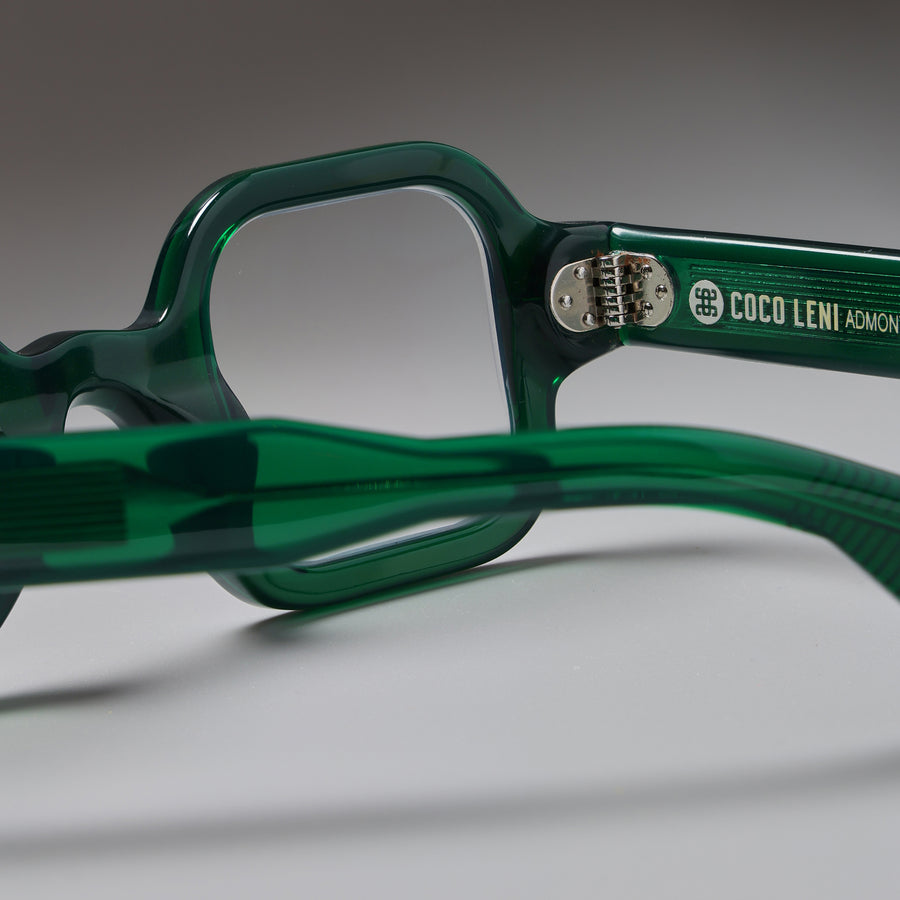 Admont Emerald Green close-up 2