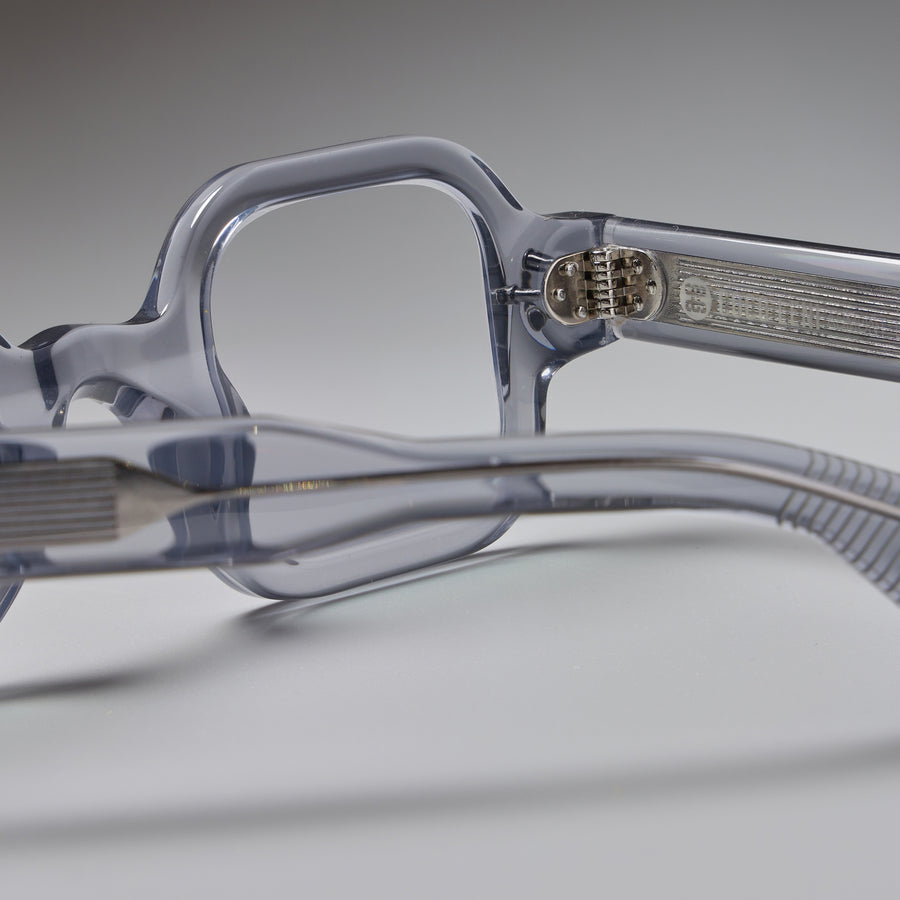 Admont Gray close-up 2