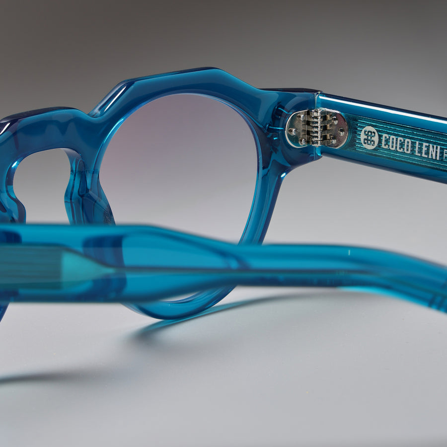 Panto Teal close-up 2