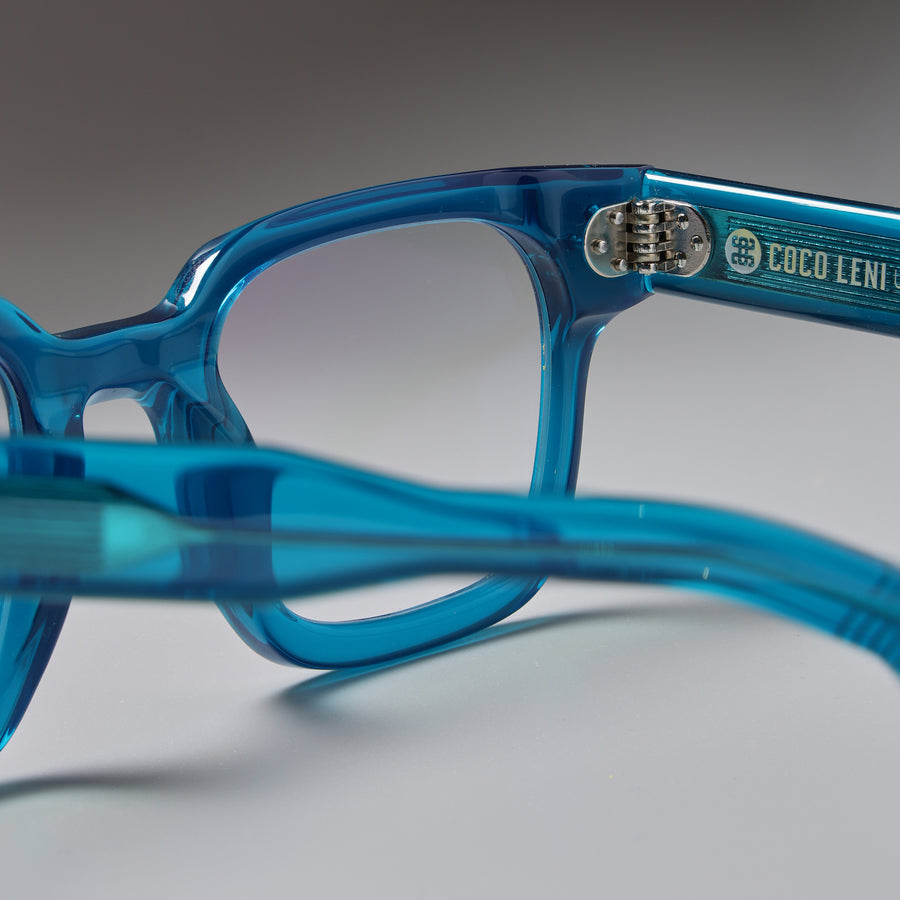 Uslar Teal close-up 2