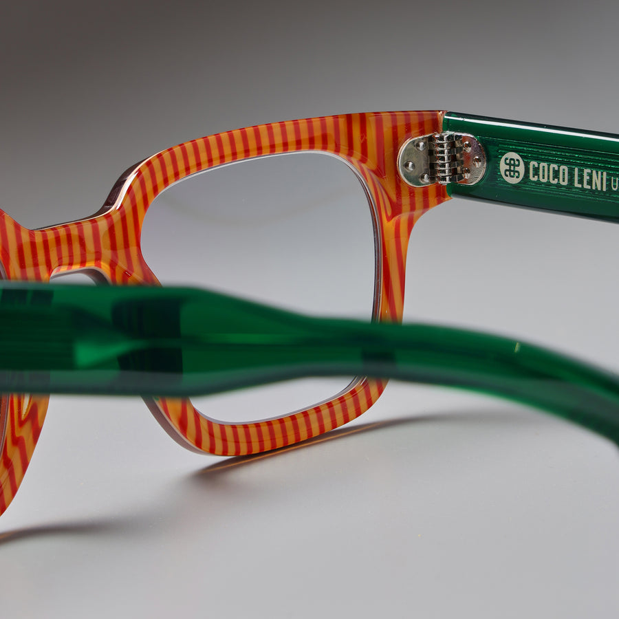 Uslar Tortoise Lam Emerald Green close-up 2