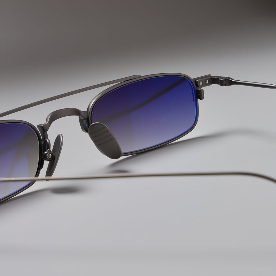 Omren Gunmetal close-up 2