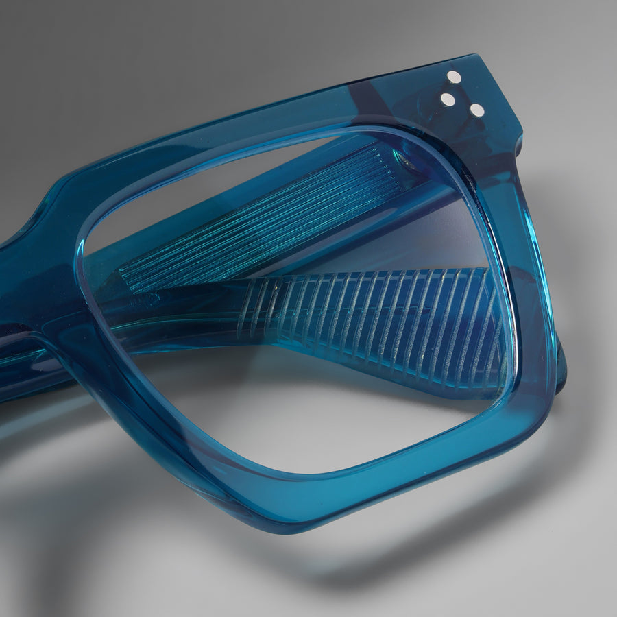 Starke Teal close-up 3