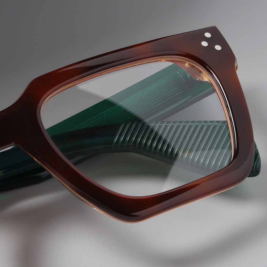 Starke Tortoise LE Emerald Green close-up 3