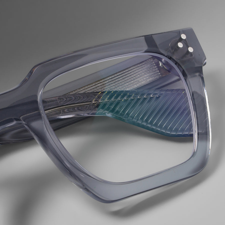 Starke Gray close-up 3