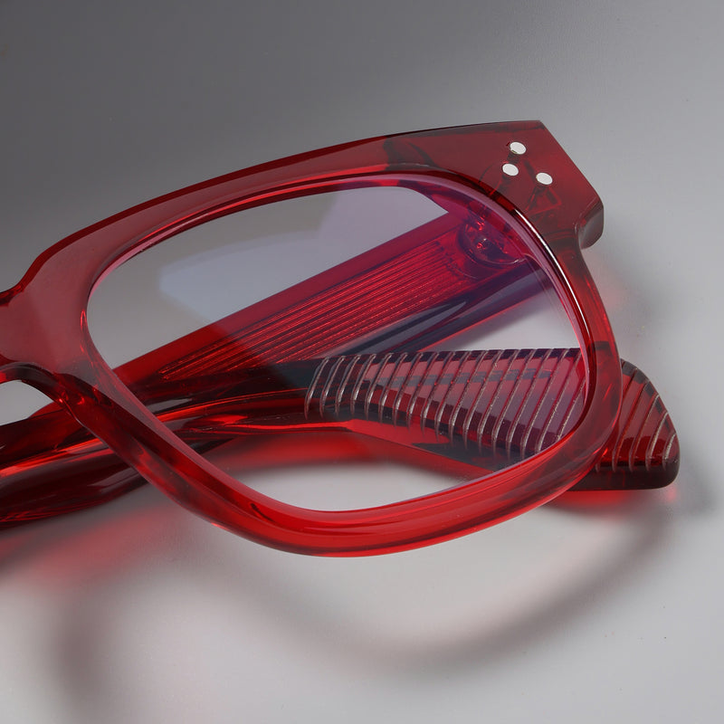 Marken Red
