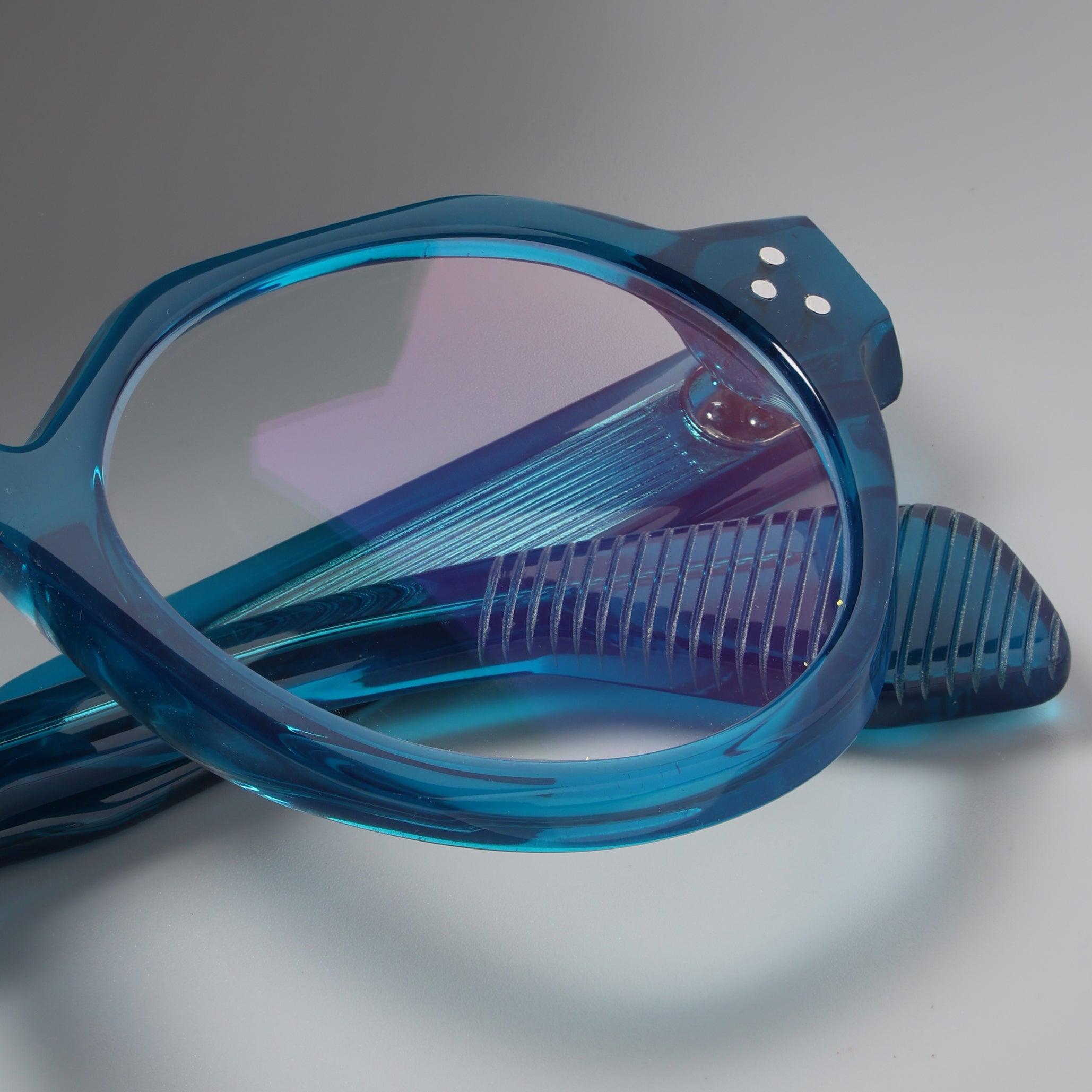 ペコです Paradise Sunglasses – Modern Panto | Sustain Collection
