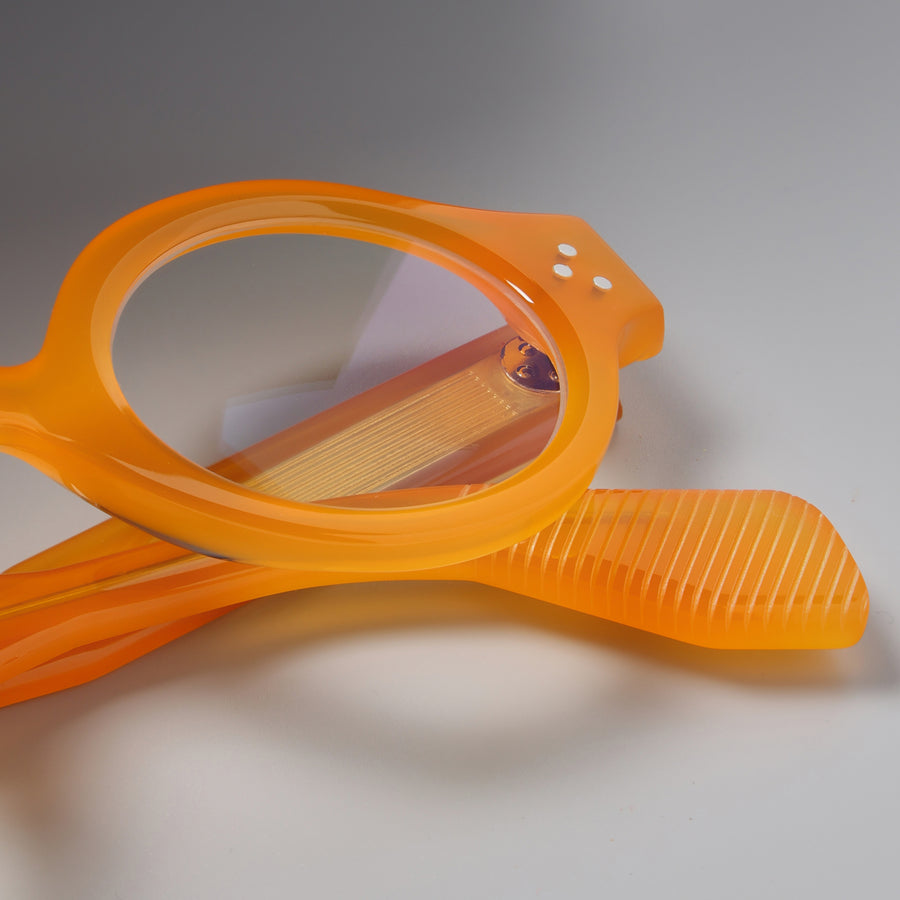 Admont Honey close-up 3