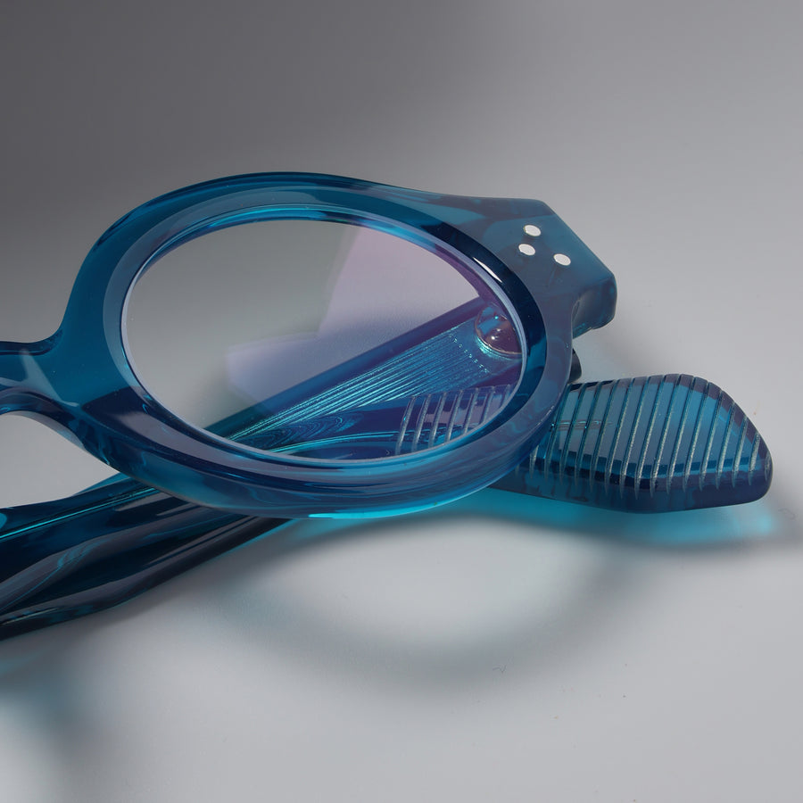 Admont Teal close-up 3