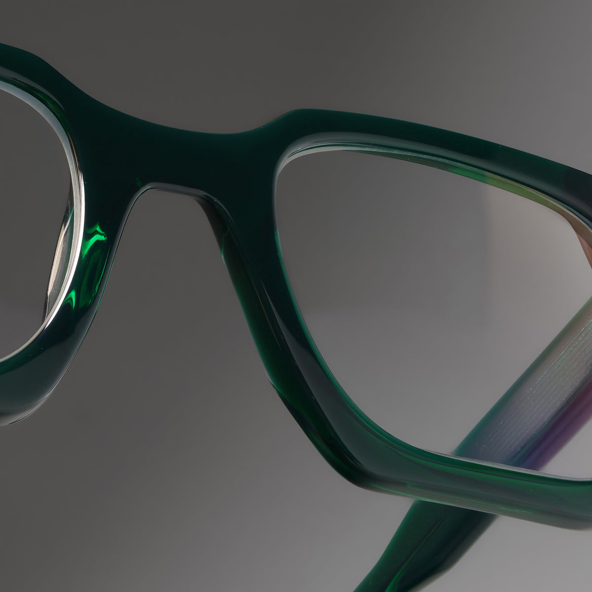 Starke Emerald Green close-up 1