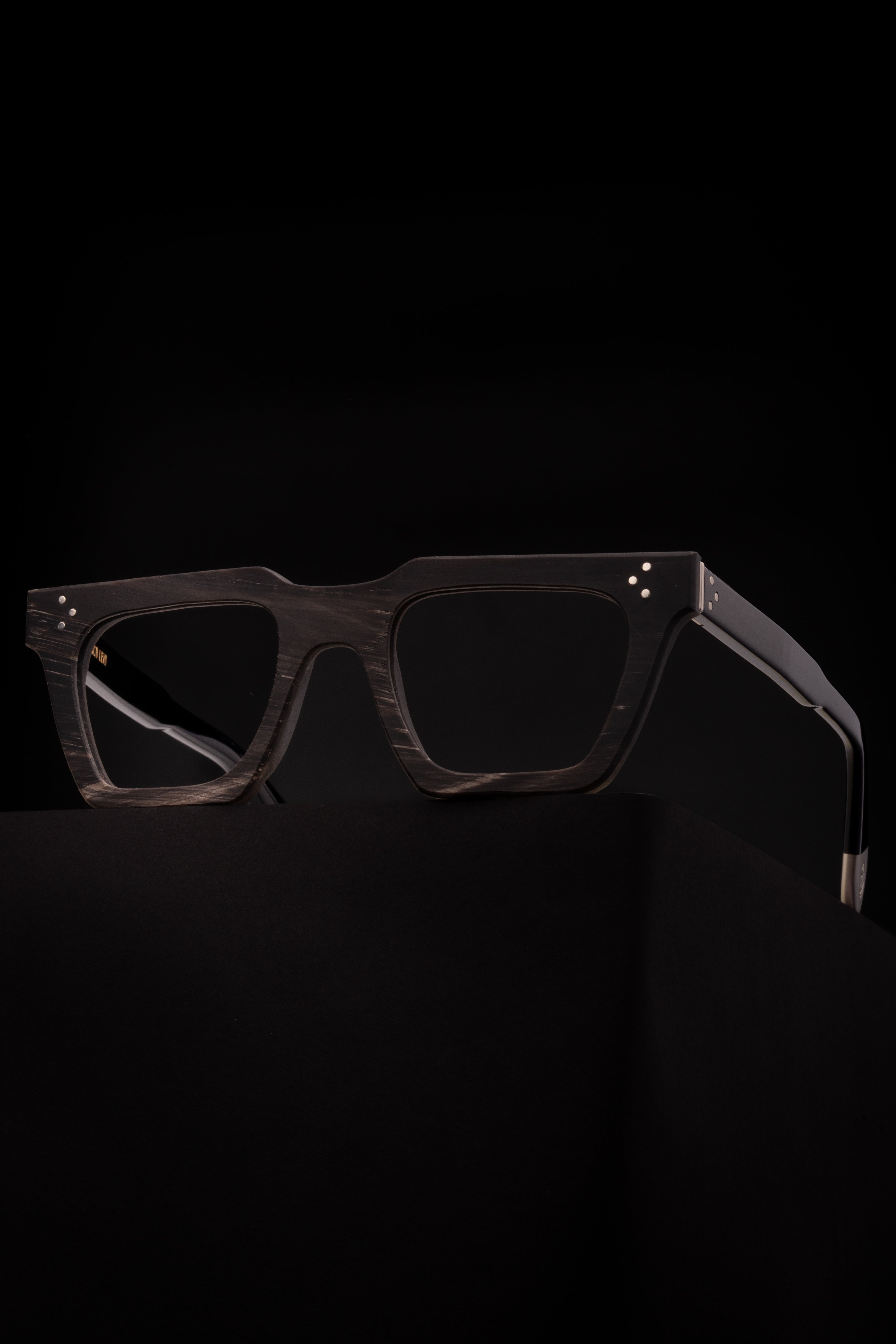 Starke Horn Structura