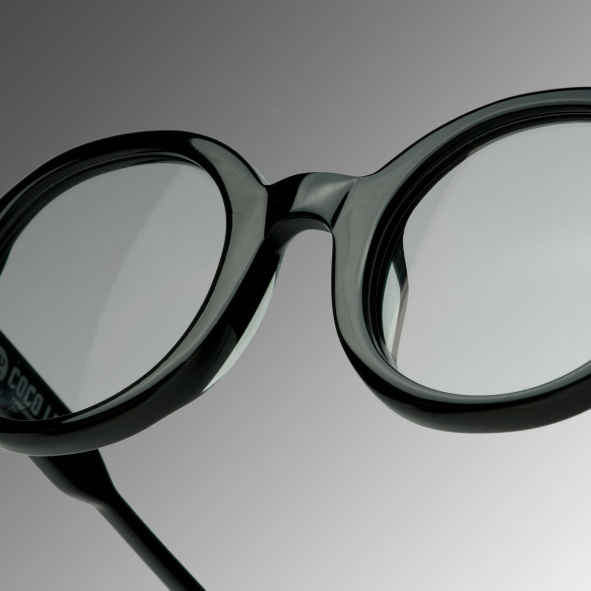 Pebble Black