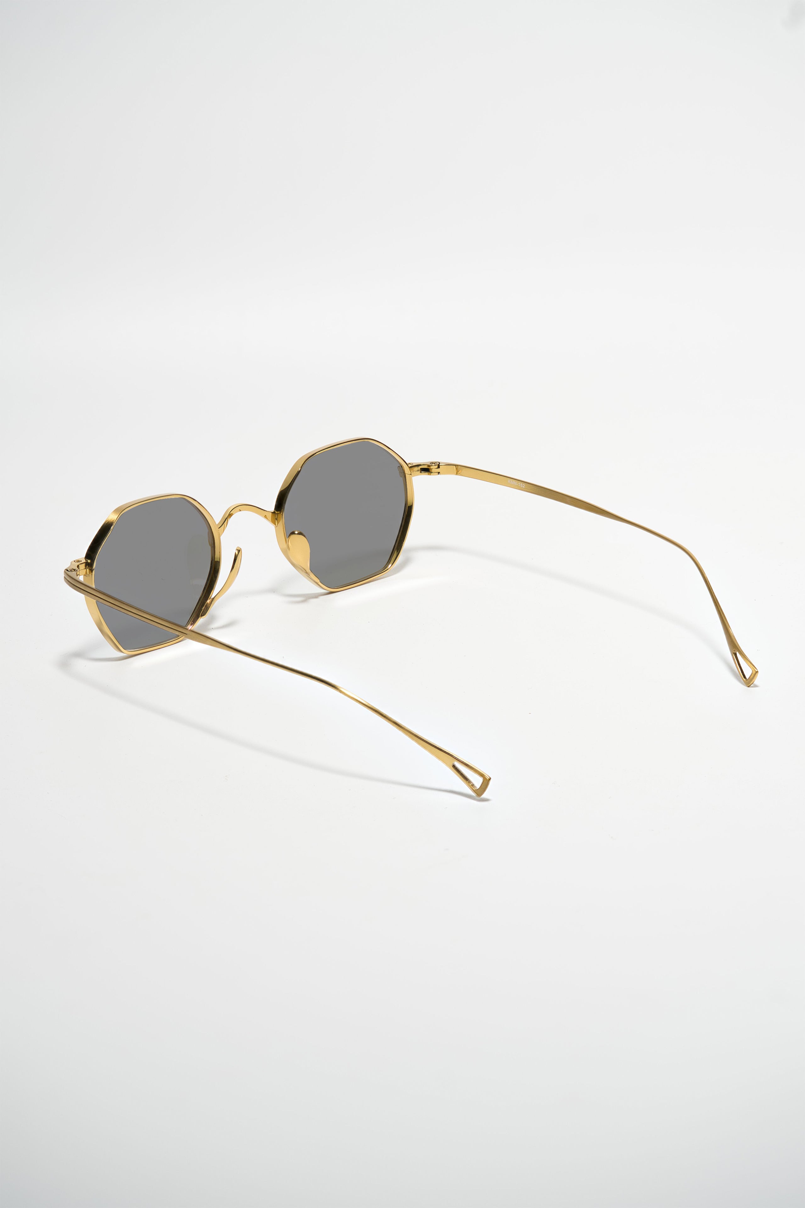 Svelt Sunglasses