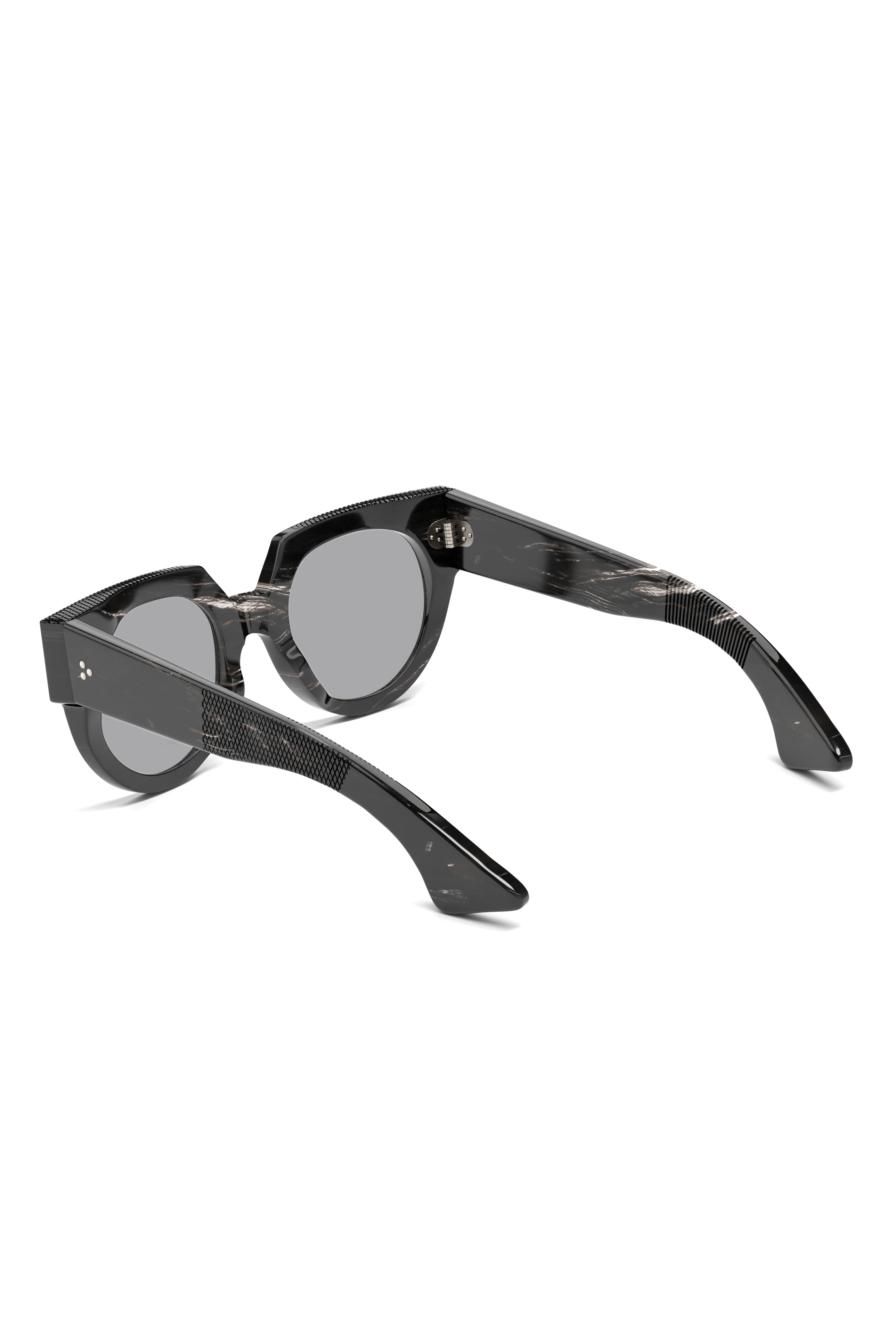 TL W2 Horn Sunglasses