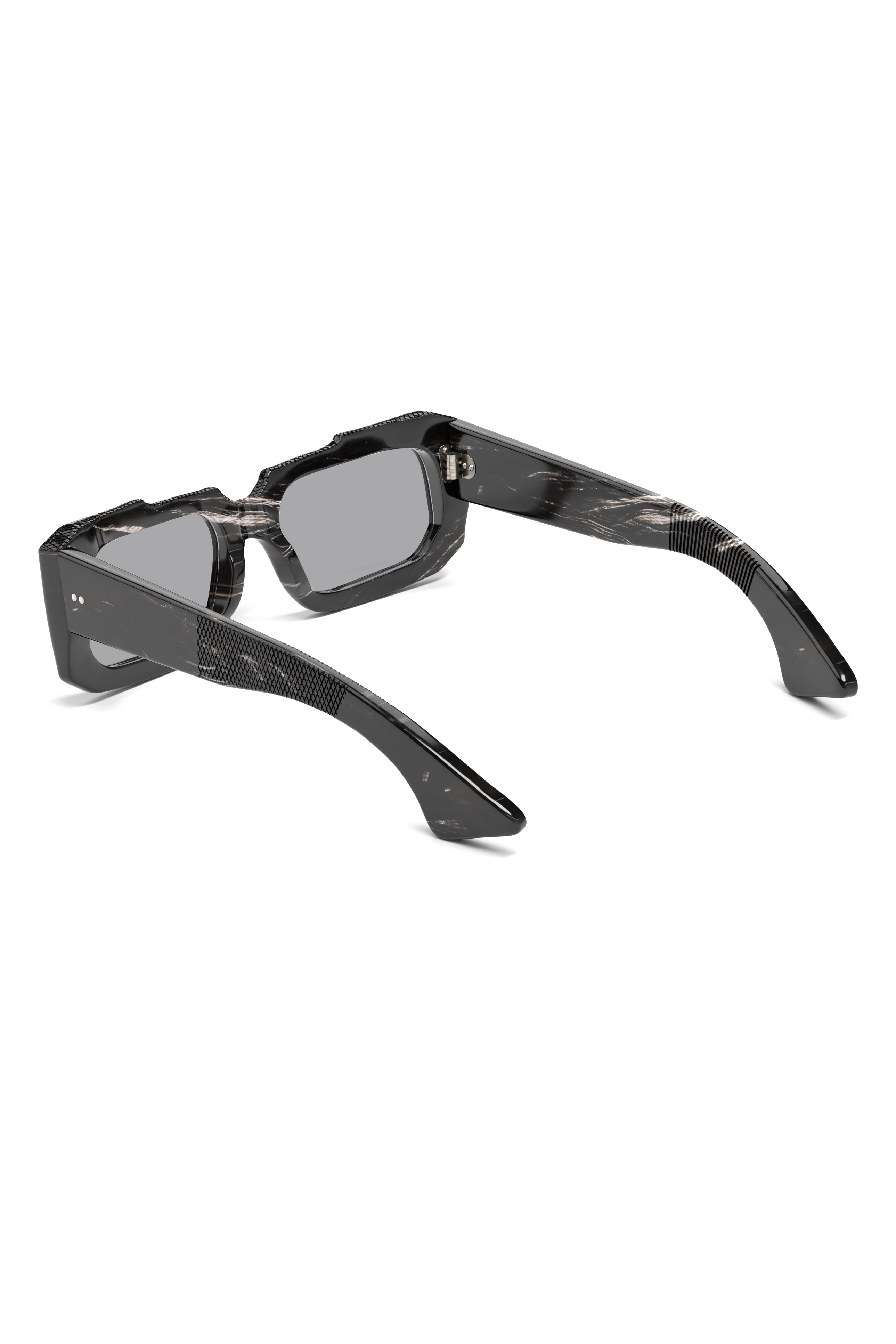 TL W3 Horn Sunglasses