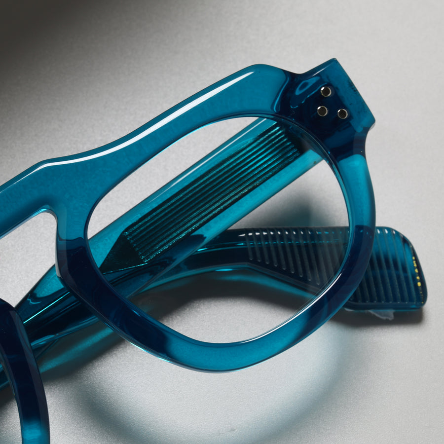 Plymouth Teal close-up 3