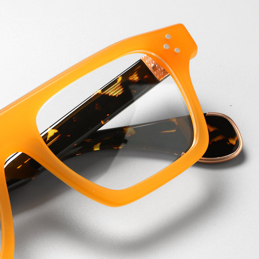 Suri Honey Structura close-up 3