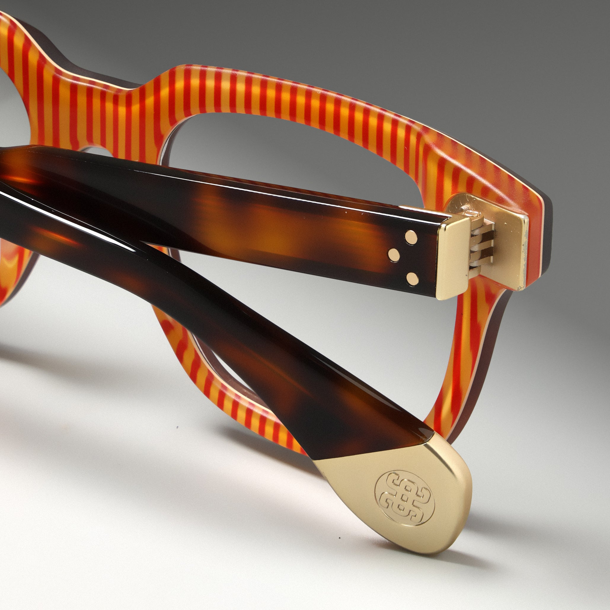 Marken Tortoise Lam Structura