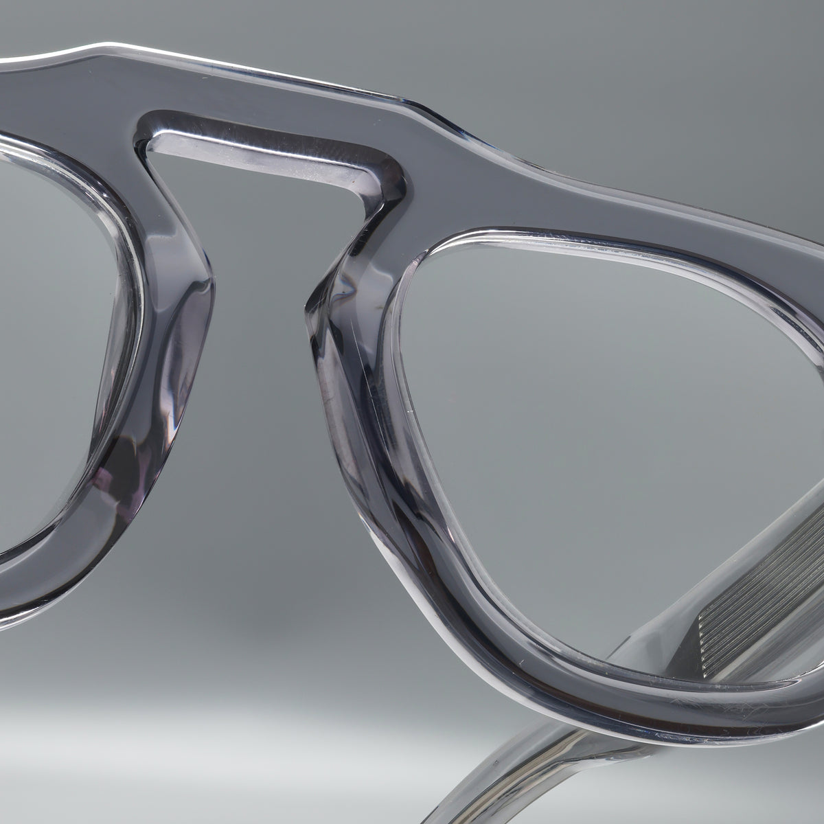 Plymouth gray close-up 1