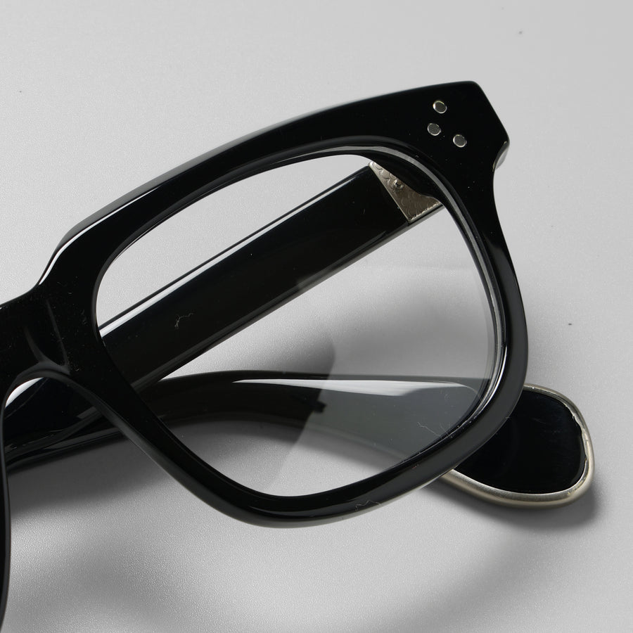 Marken Black Structura close-up 3