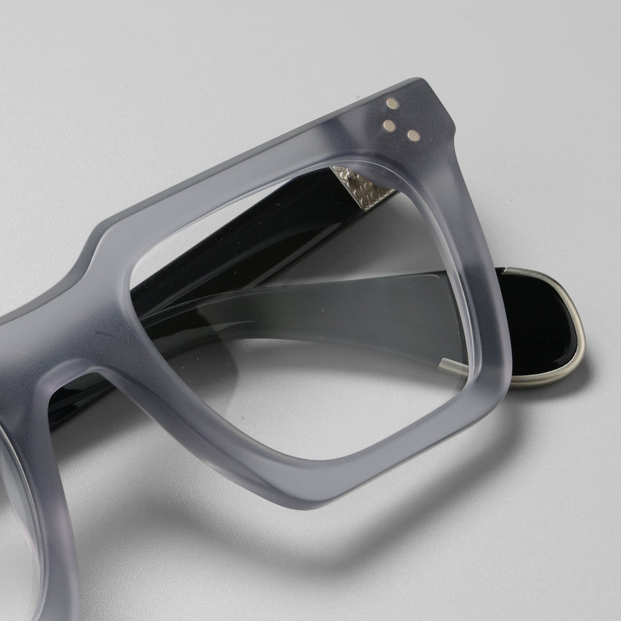 Starke Gray Structura close-up 3