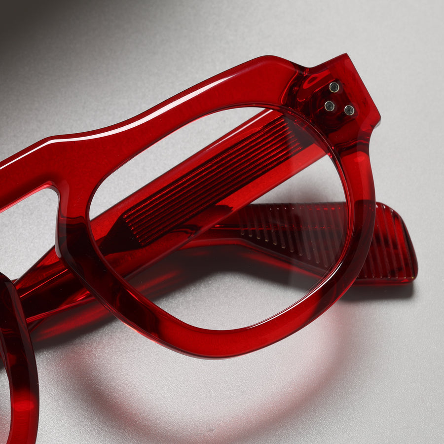 Plymouth Red close-up 3