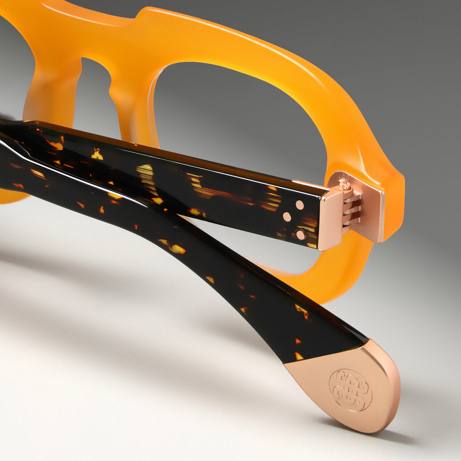 Hermann Honey Structura close-up 2