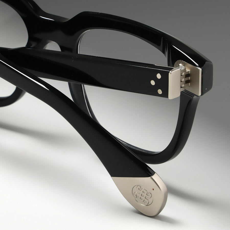 Marken Black Structura close-up 2